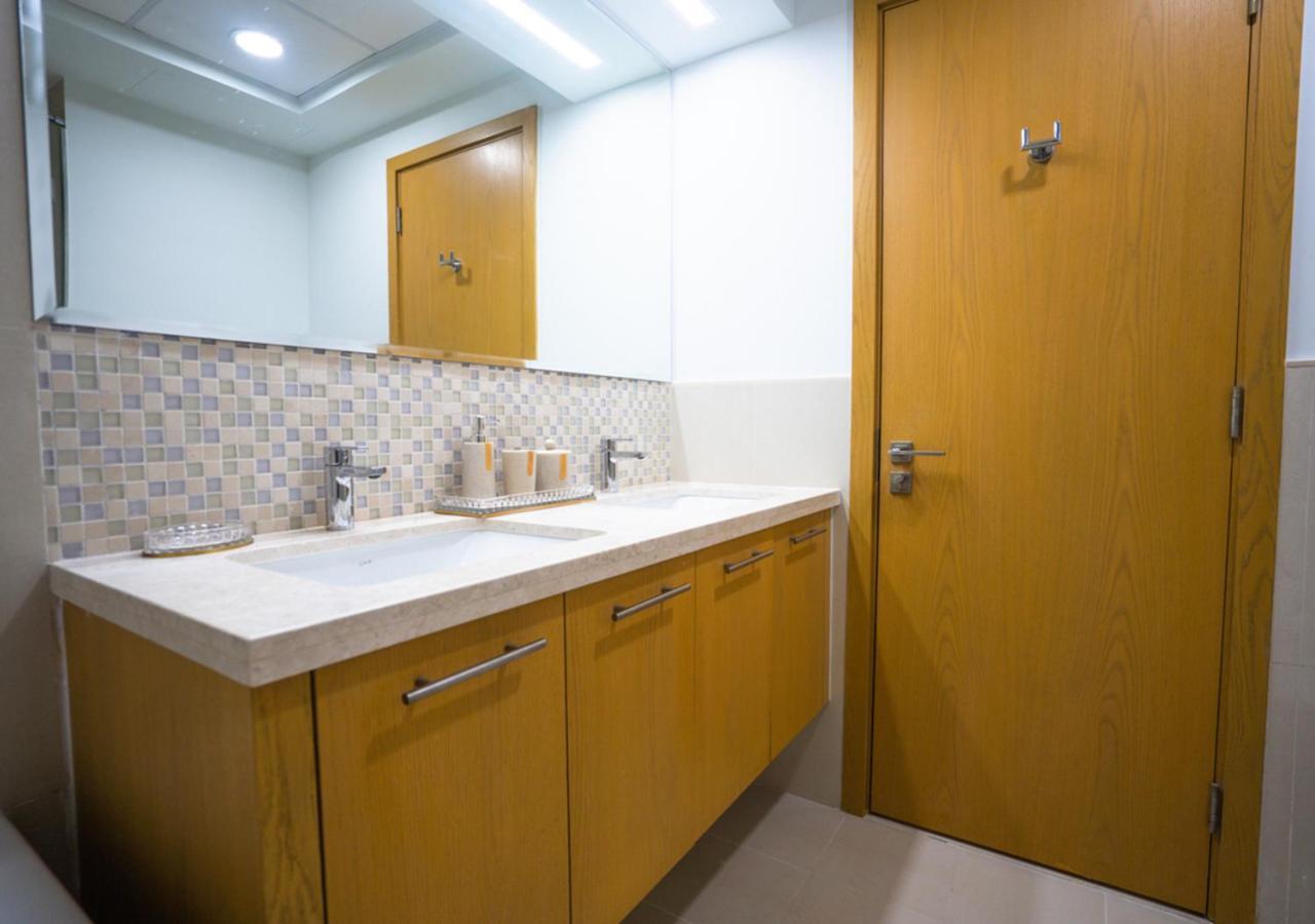 Nasma Luxury Stays - Bellevue Tower 1 ドバイ エクステリア 写真